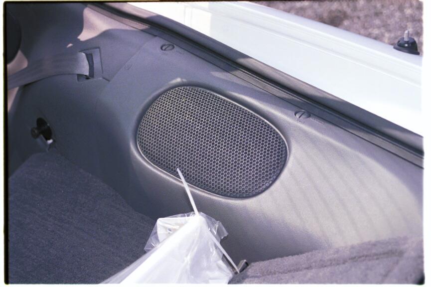 Chevy Camaro coupe rear deck speaker