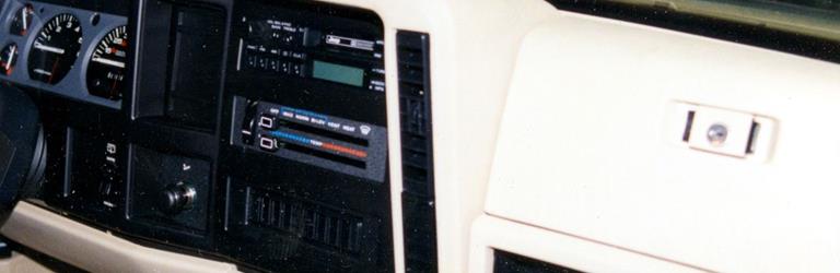 1986 Jeep Cherokee Factory Radio 1986 Jeep Cherokee Factory Radio