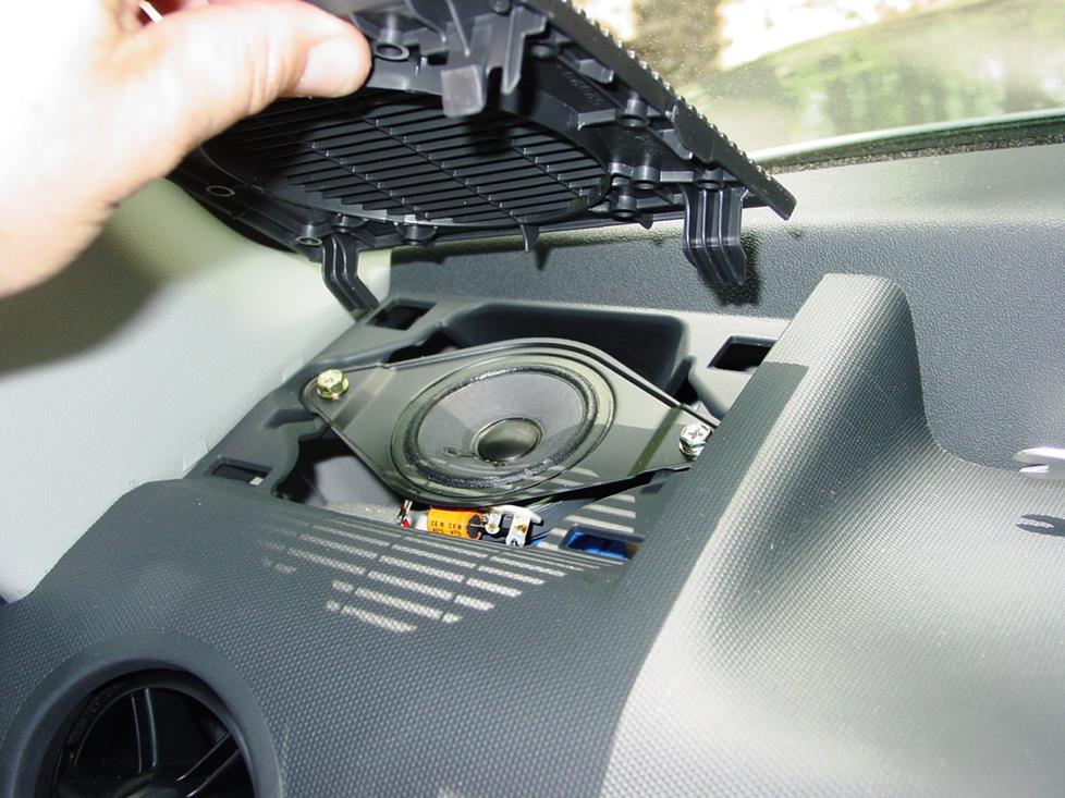 Scion xB tweeter