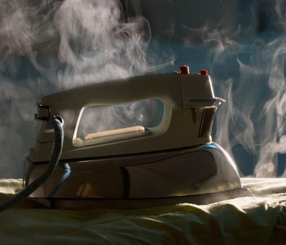 Smoking iron