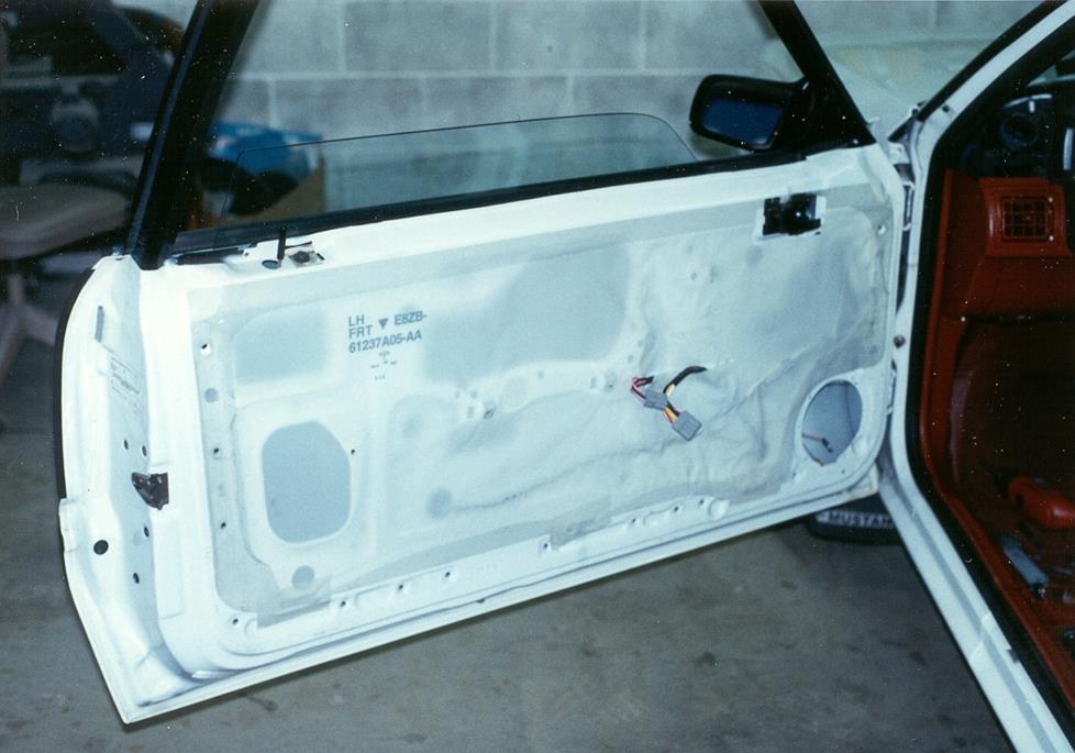 Ford Mustang front door speaker