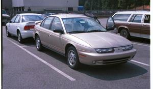 1999 Saturn SL1 Exterior