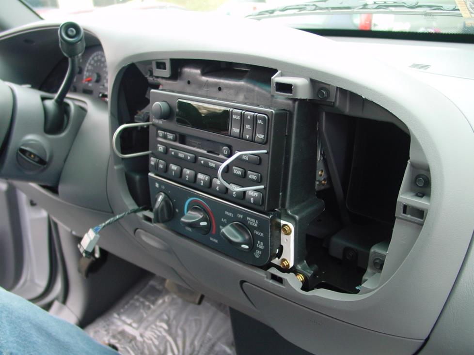 ford f-150 radio removal