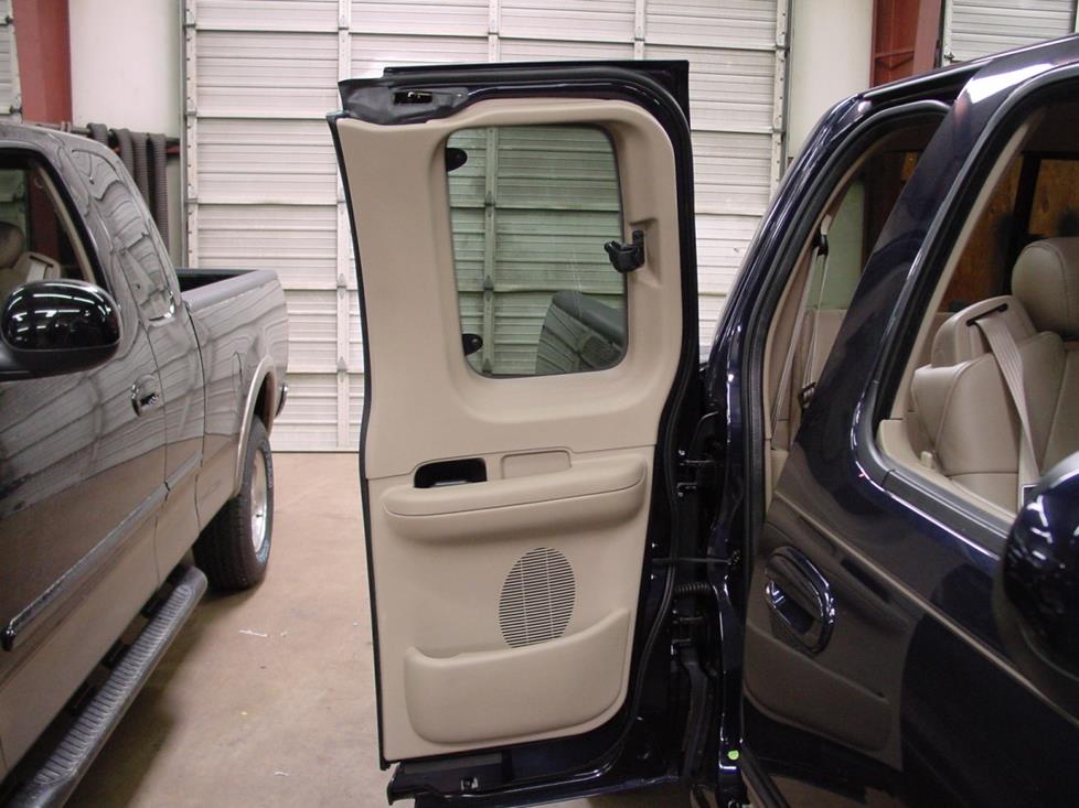 ford f-150 supercab rear door
