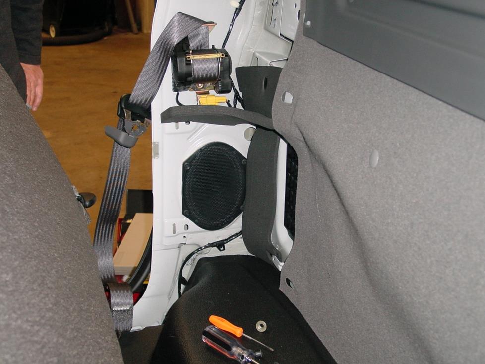ford f-250 f-350 regular cab rear speaker