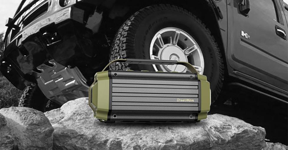 DreamWave Tremor with an off-road truck