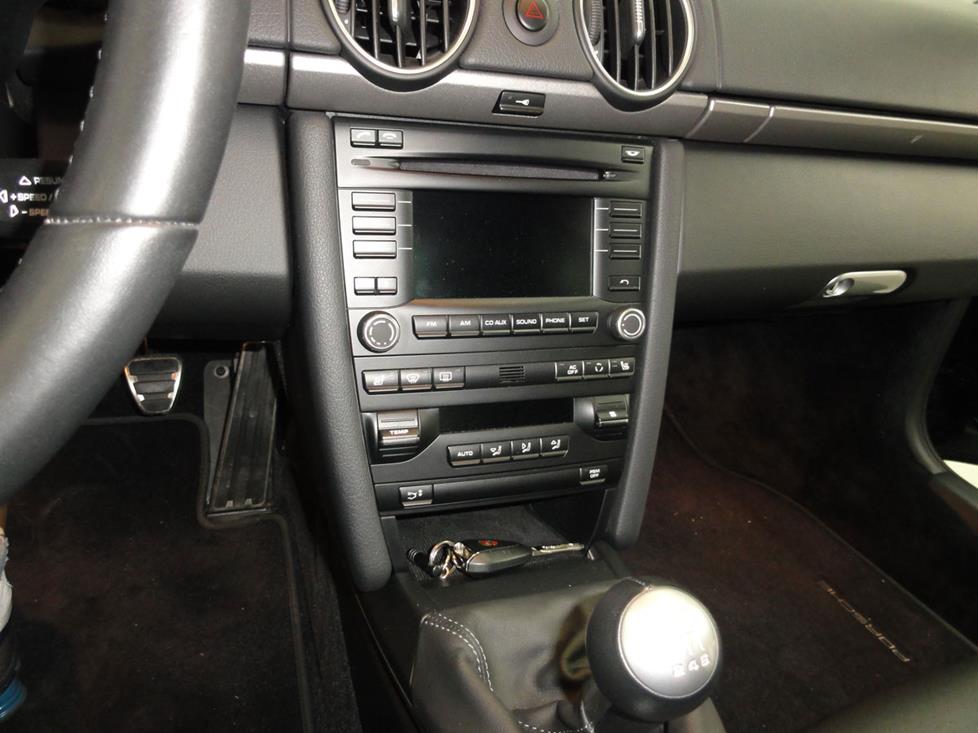porsche cayman radio