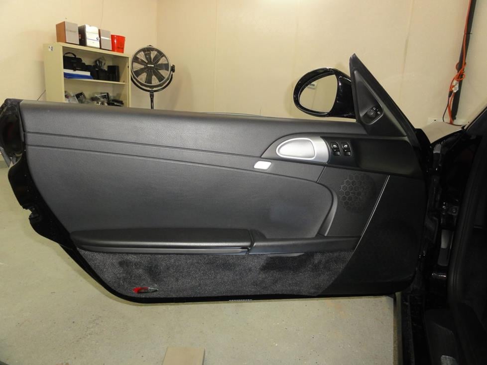 porsche cayman door