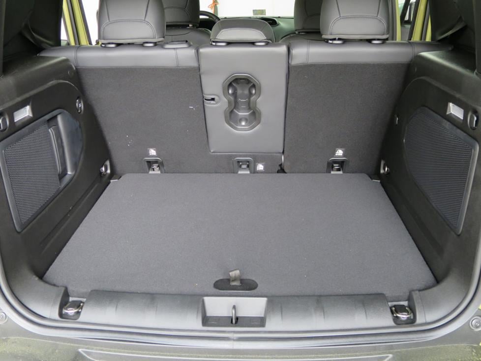 jeep renegade cargo area