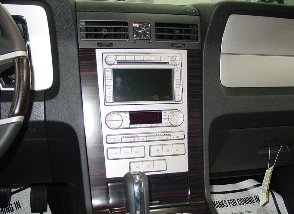 lincoln navigator receiver