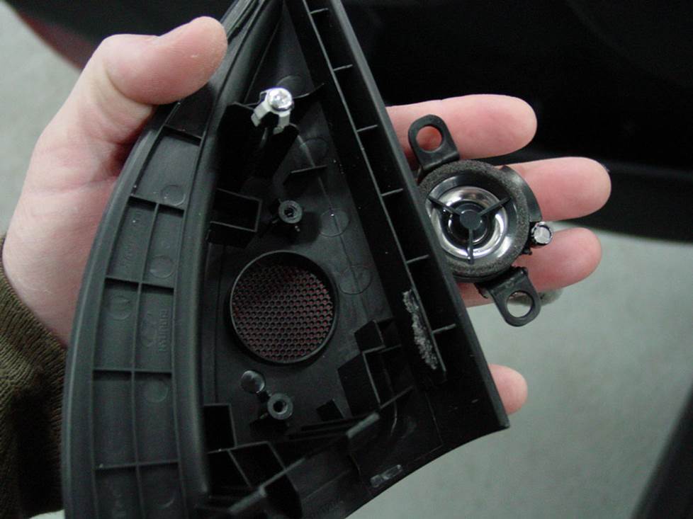 hyundai tucson sail panel tweeter