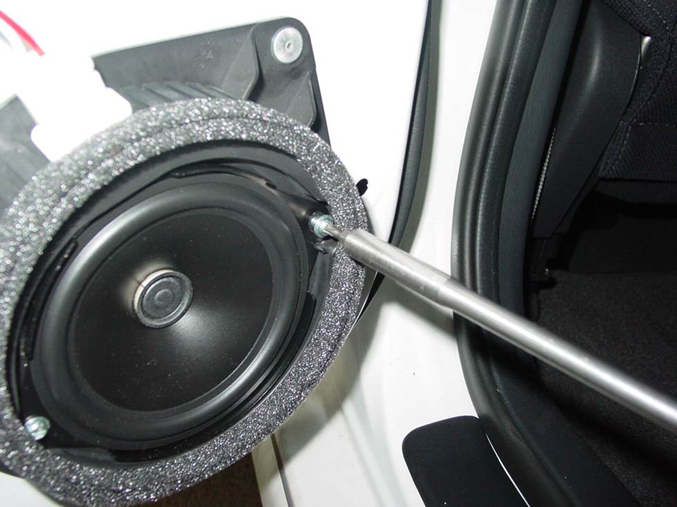 toyota matrix rear door speaker