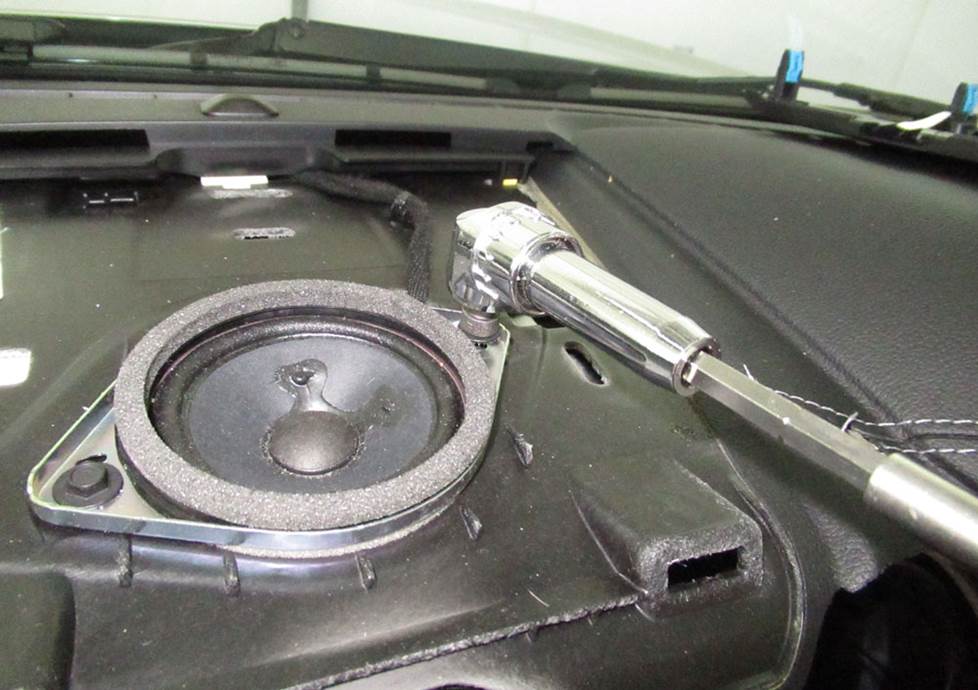 ford mustang center dash speaker