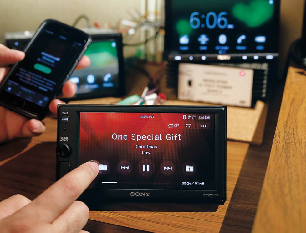 Testing the Sony XAV-AX1000, Sony XAV-AX5000, and Sony XAV-AX210SXM car stereos