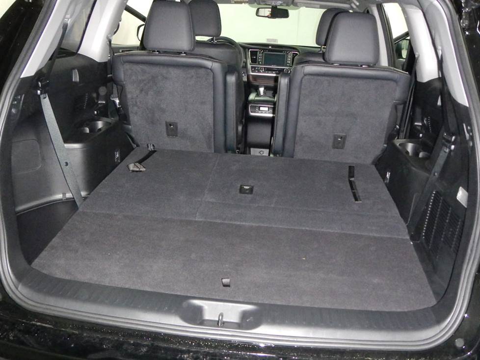 toyota highlander cargo area subwoofer