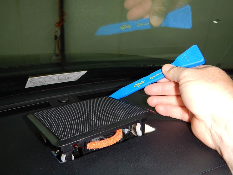 toyota highlander center dash speaker