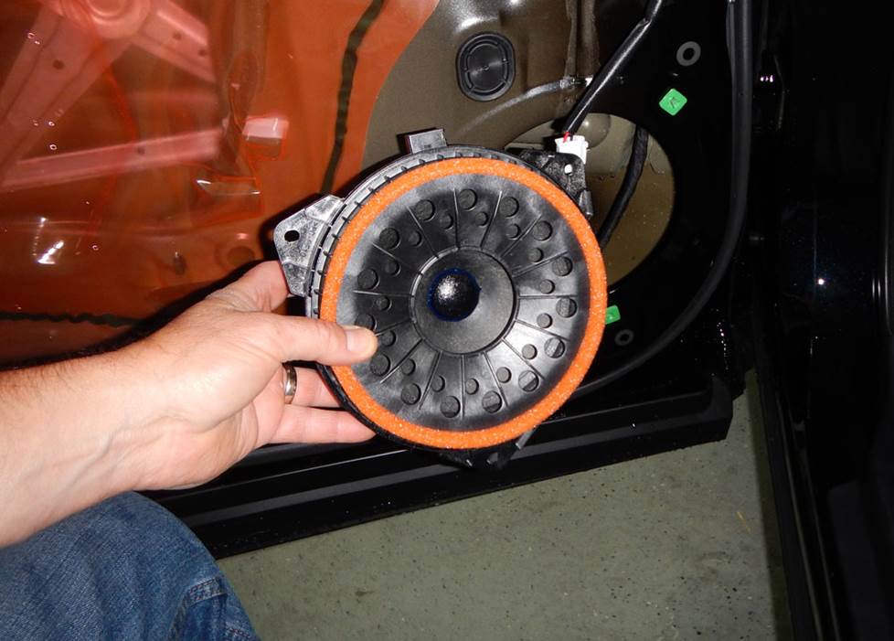 toyota highlander speaker removal