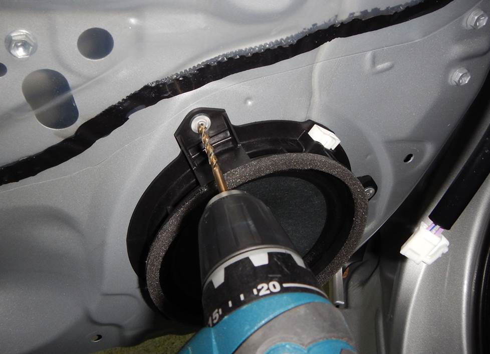 toyota corolla front door speaker removal