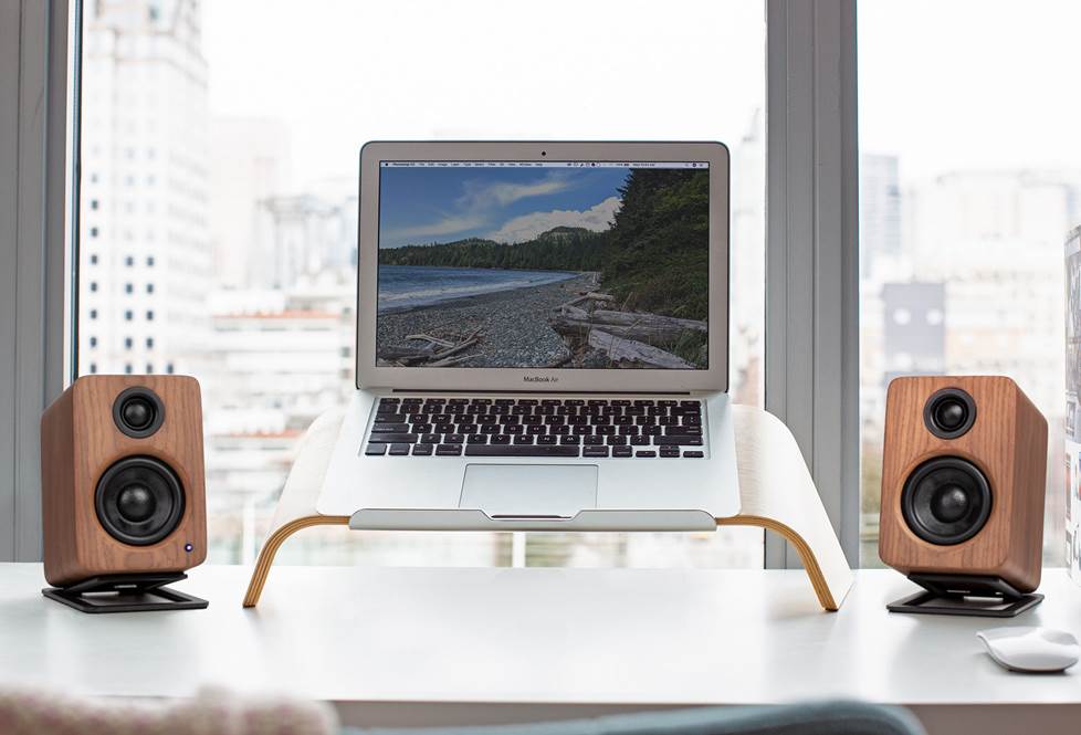 Kanto YU2 desktop speakers
