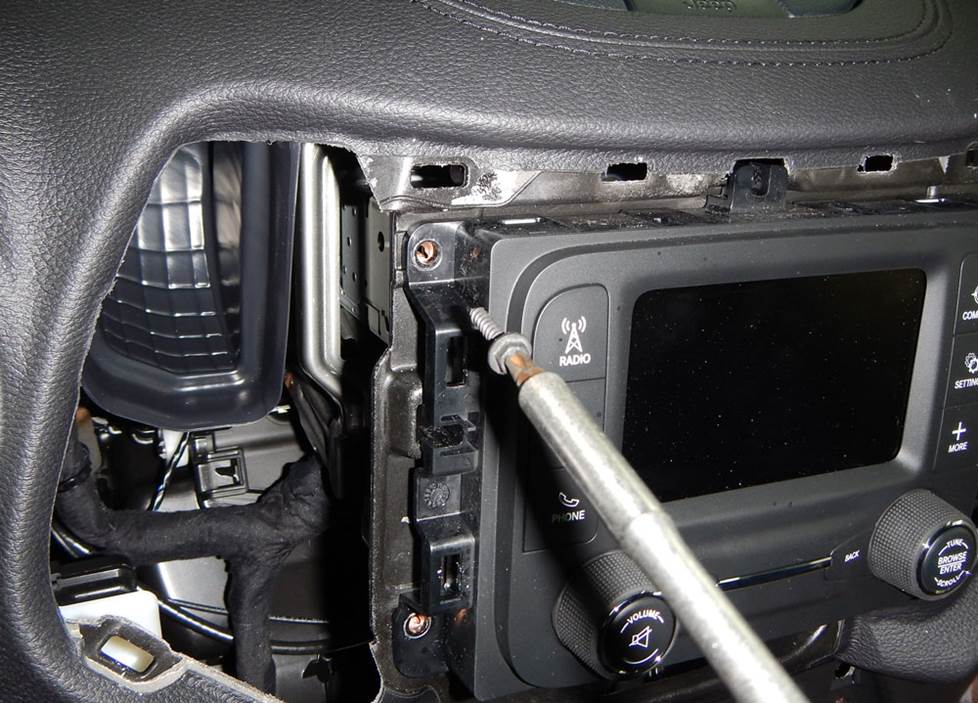 jeep cherokee radio removal