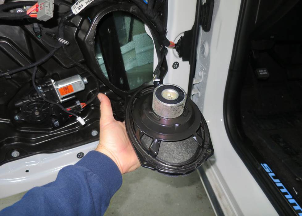 jeep grand cherokee speaker removal