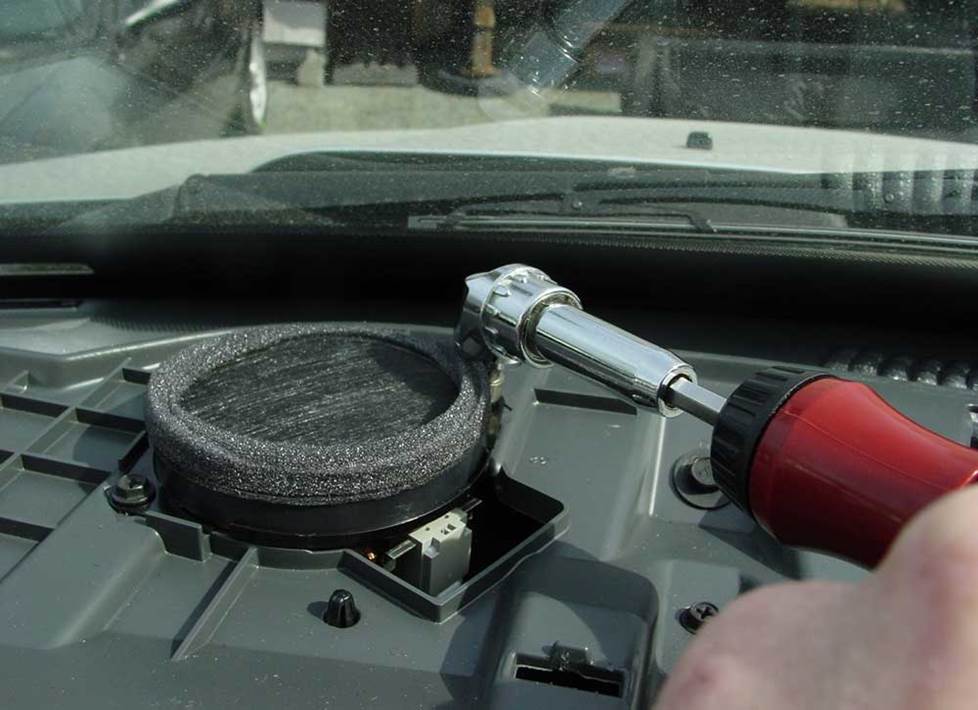 dodge durango dash speaker