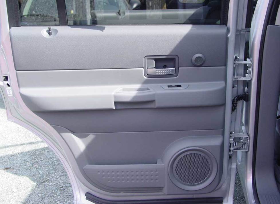 dodge durango rear door speakers