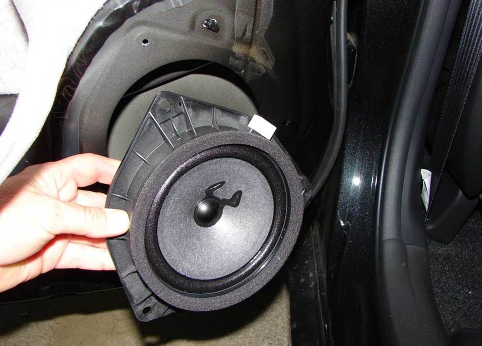 Scion xB rear door speaker