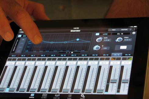 Setting EQ with iPad