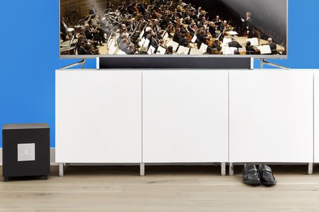 Definitive Technology W Studio sound bar and subwoofer
