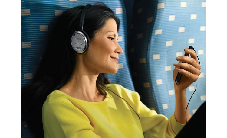 Bose® QuietComfort® 3 Acoustic Noise Cancelling® headphones Ideal for use with mobile devices