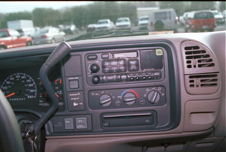 Upgrading the Stereo System in Your 1995-1999 Chevrolet and GMC Pickup
