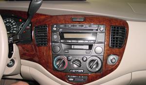 2000 Mazda MPV Factory Radio