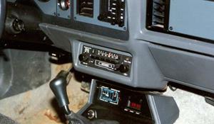 1985 Ford Mustang Factory Radio