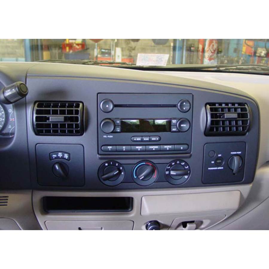 2005 Ford F-250 Super Duty Factory Radio