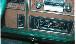 1975 Mercury Grand Marquis Factory Radio