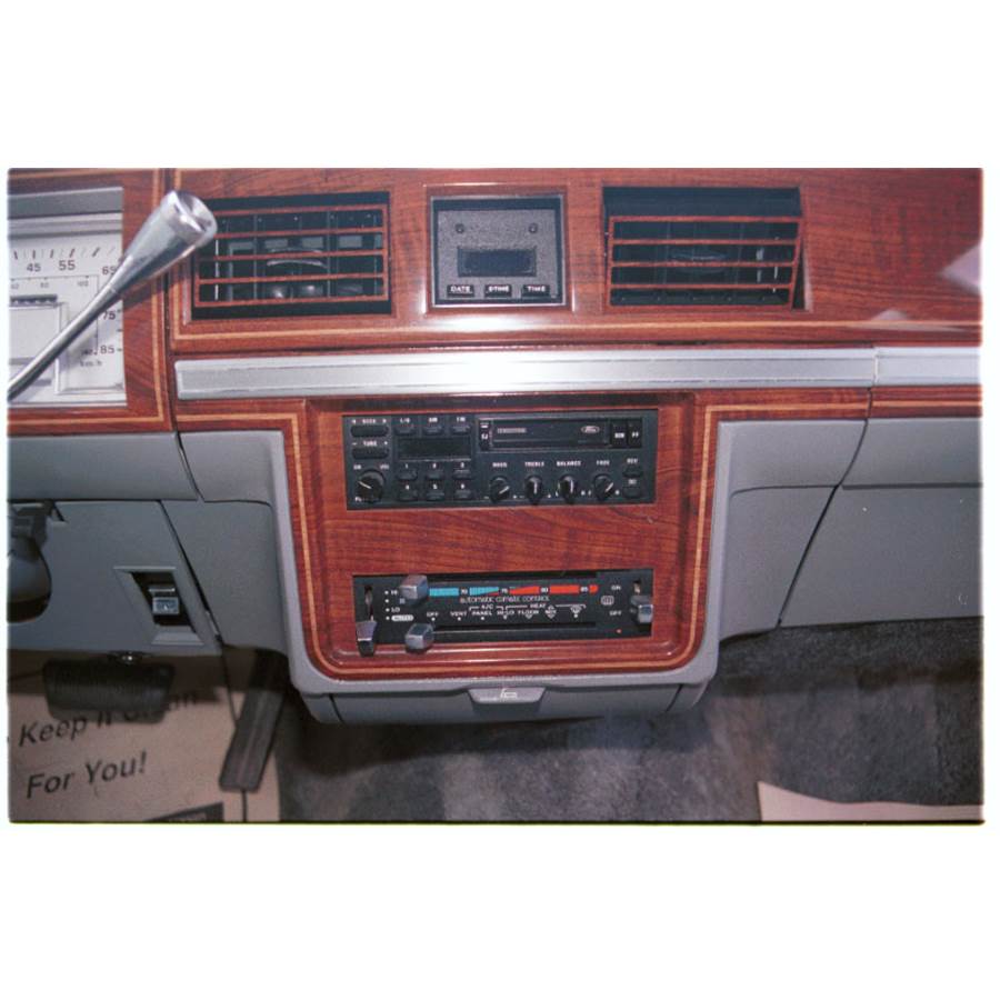 1986 Mercury Colony Park Factory Radio