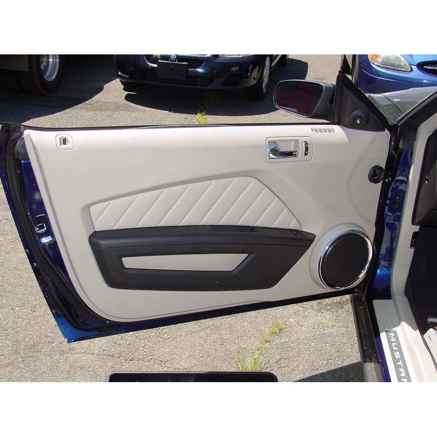 2011 Ford Mustang Front door speaker location