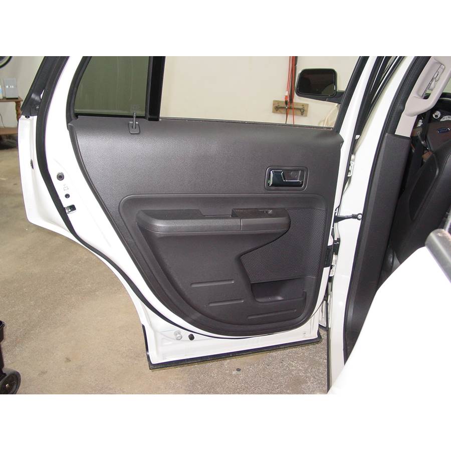 2009 Ford Edge Rear door speaker location