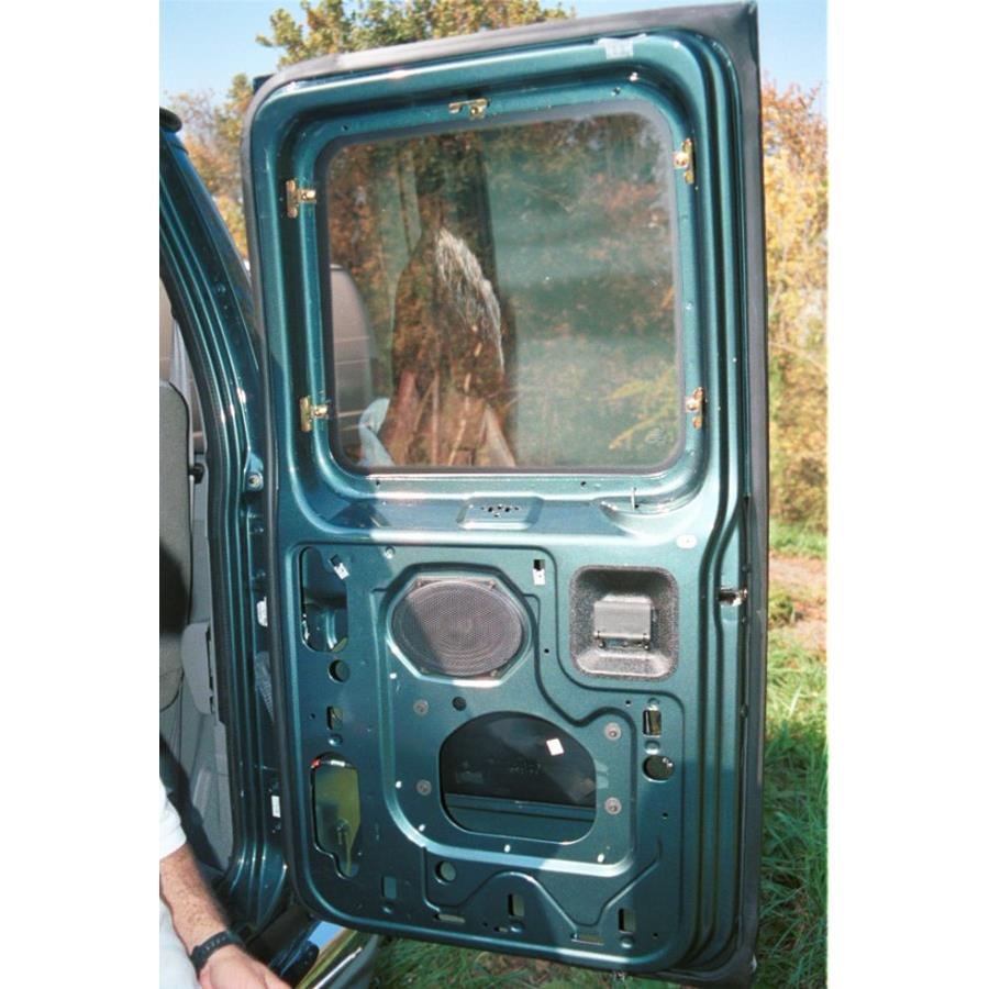 1998 Ford Club Wagon Rear door speaker