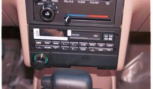 1996 Ford Escort Pony Factory Radio