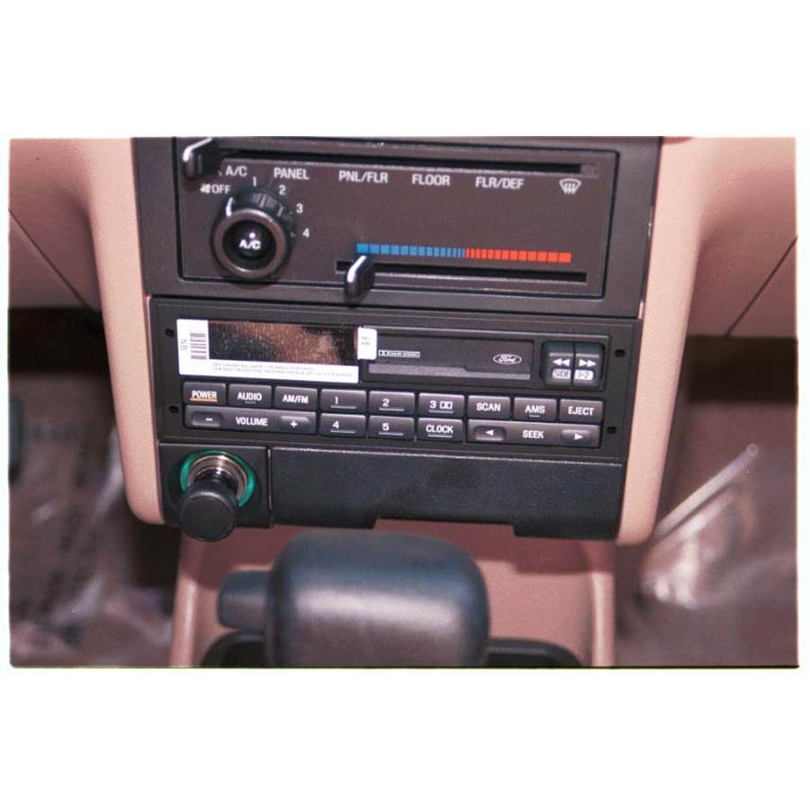 1993 Ford Escort GT Factory Radio