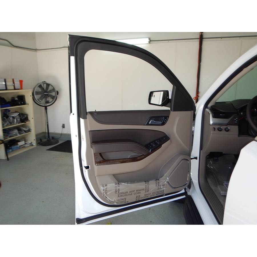2015 Chevrolet Suburban LS Front door speaker location