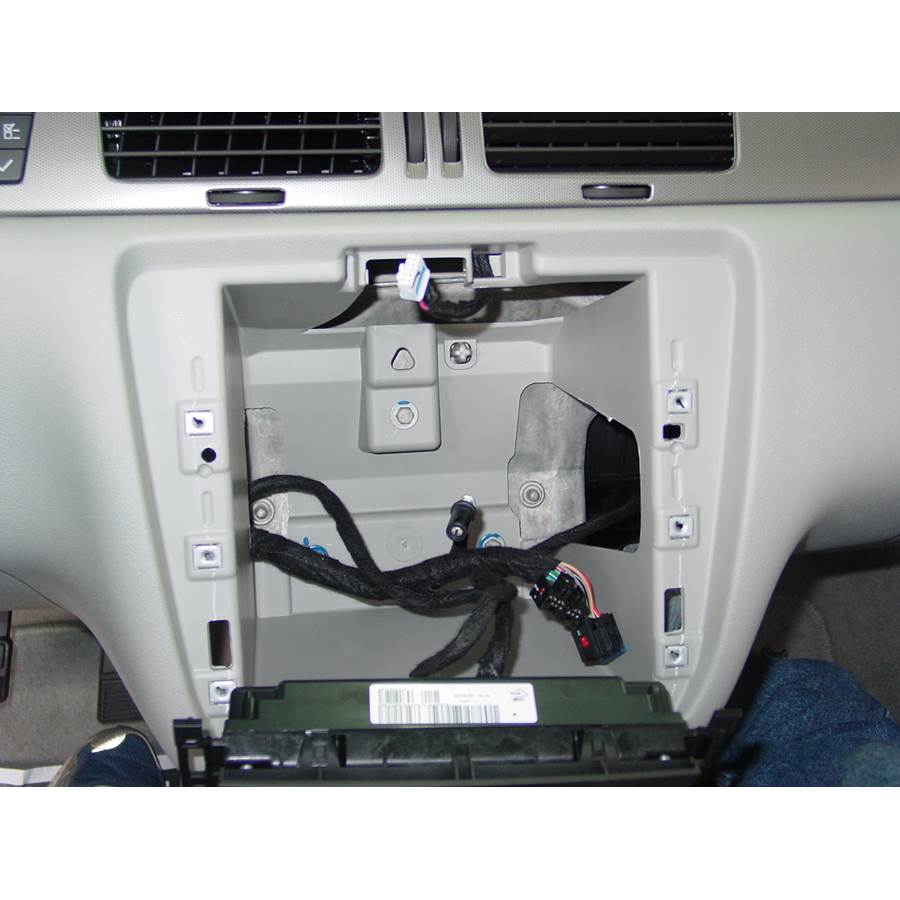 2007 Chevrolet Impala Factory radio removed