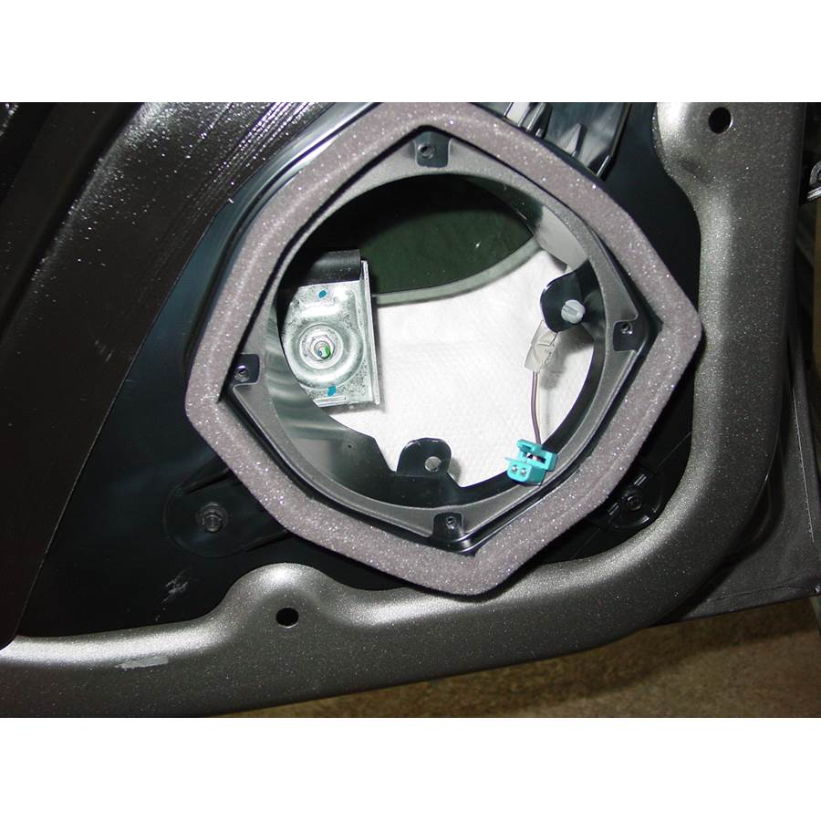 2009 Chevrolet TrailBlazer Rear door speaker removed