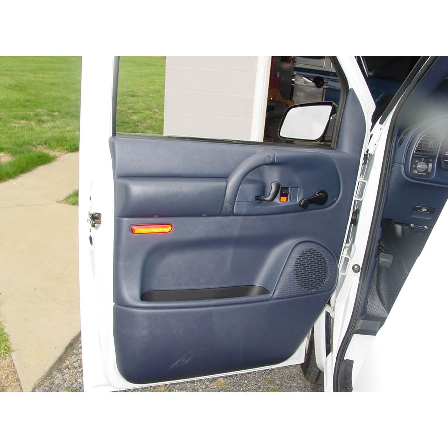 2003 GMC Safari Front door speaker location