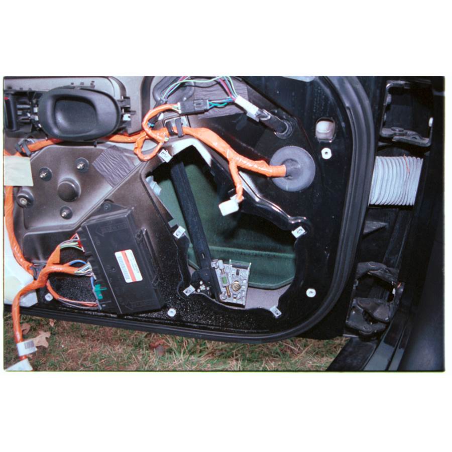 2004 Chevrolet Corvette Front speaker removed