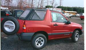 2001 Chevrolet Tracker Exterior