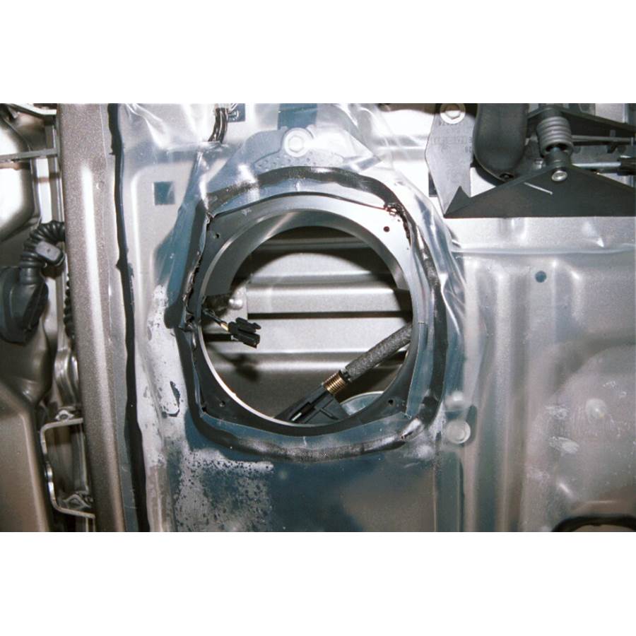 2001 GMC Yukon XL Denali Rear door speaker removed