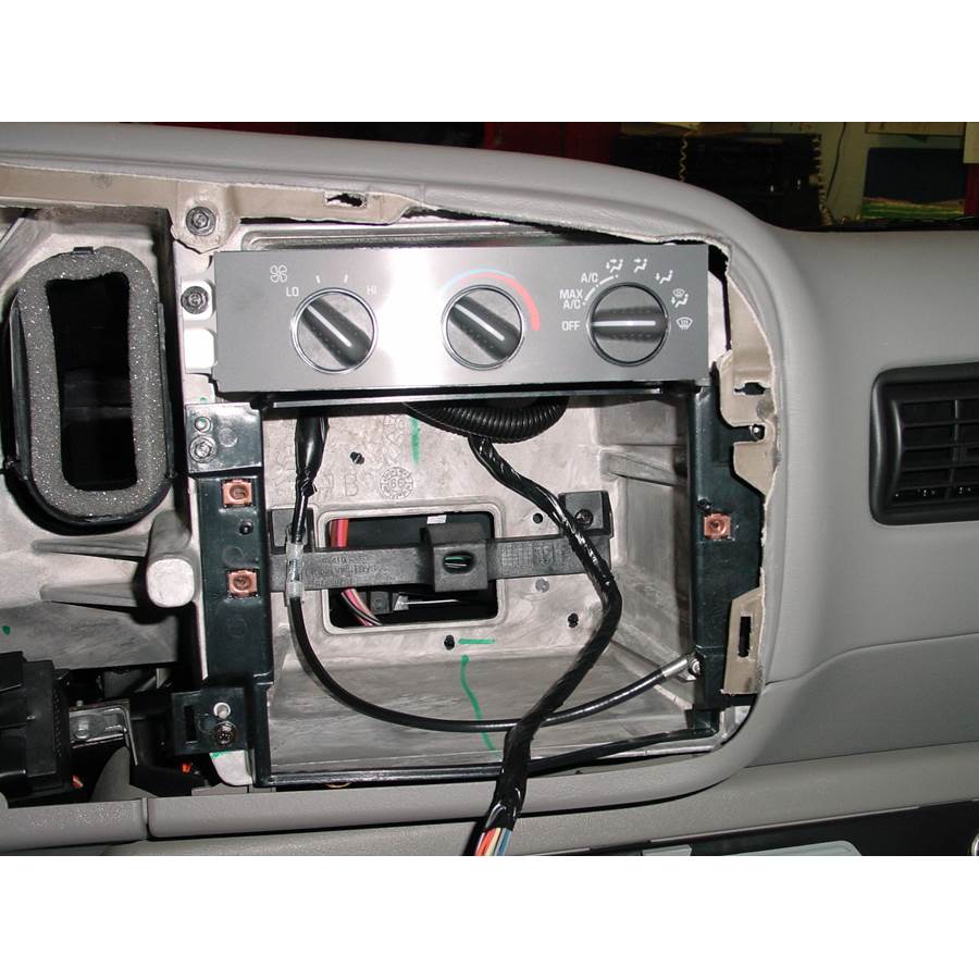 2002 Chevrolet Express Factory radio removed